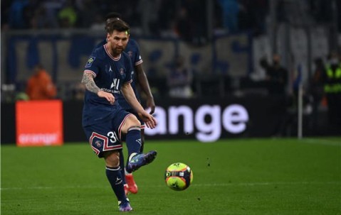 欧博官网 -今晨瓦伦西亚备战法甲，篮板制胜细节曝光，媒体盛赞，身体对抗强度拉满(皇马对瓦伦西亚)